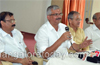 Dist. BJP Chief  pulls up state govt for delay in issuing ration cards